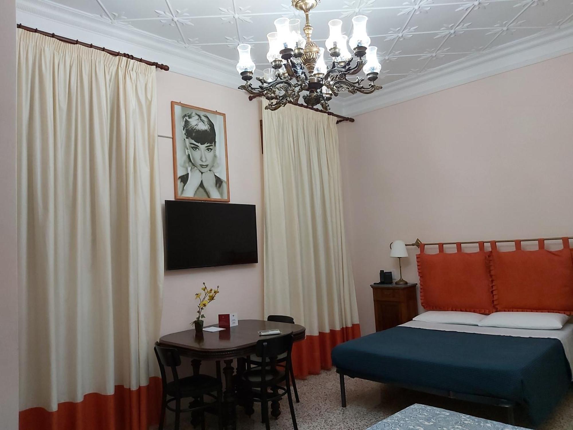Vittoria Guest House Battipaglia Eksteriør billede